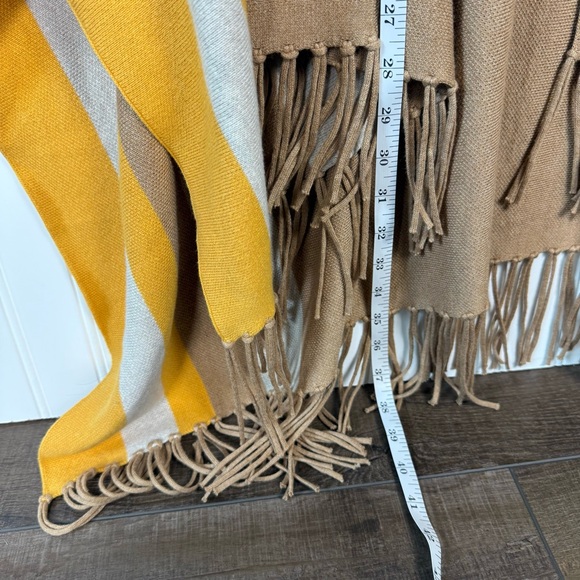 Boho Ruana Poncho Talbots Tan Yellow Fringe Wrap Cozy Fall Layer OS - Picture 7 of 8